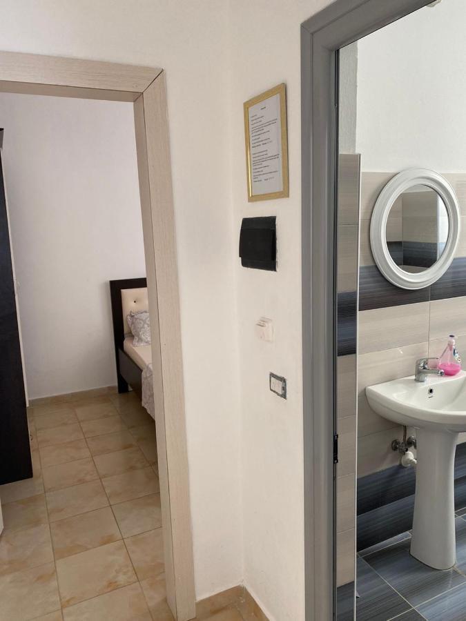 Borsh Apartments Екстер'єр фото