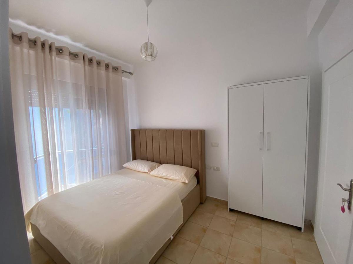 Borsh Apartments Екстер'єр фото